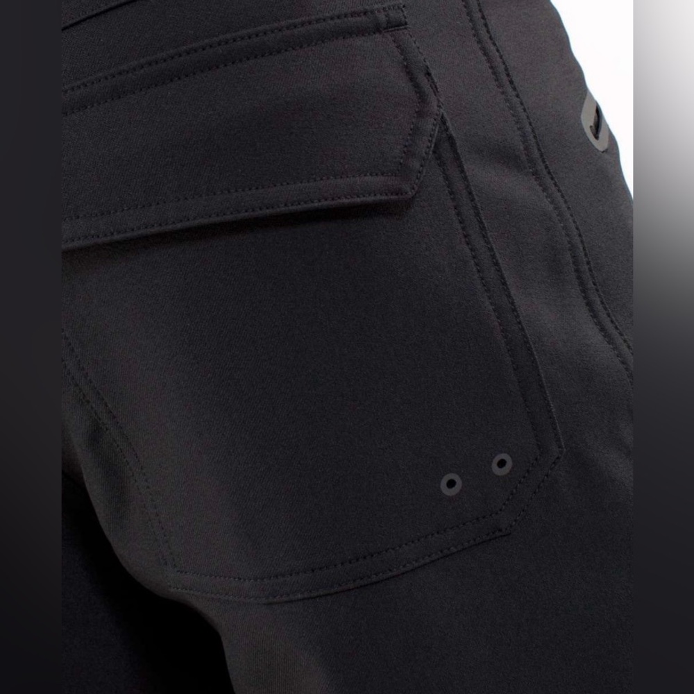 Lululemon Cadence Commute Short In Black - image 6